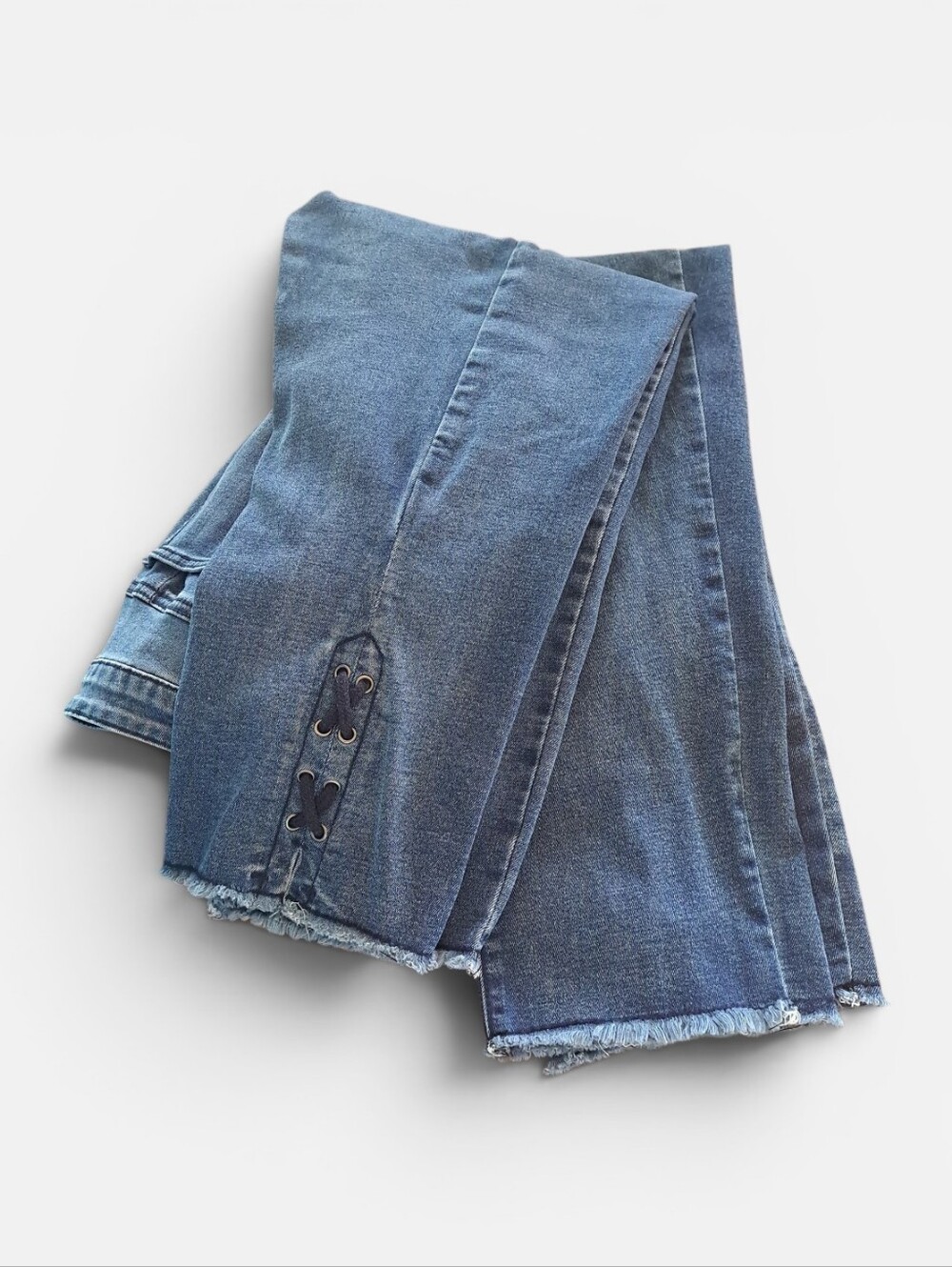 Earl Jeans 18W Hi Rise Ankle Legnth Jeans Rag Bottom Lace Detail Two Pair Same